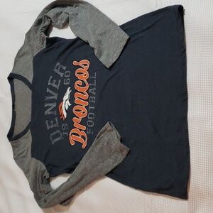 Denver Broncos. Two Tone, Long Sleeved, V-neckline Top.  **Size L